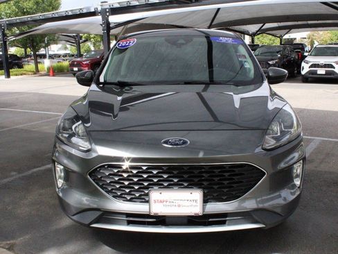 Used 2022 Ford Escape SEL image 9