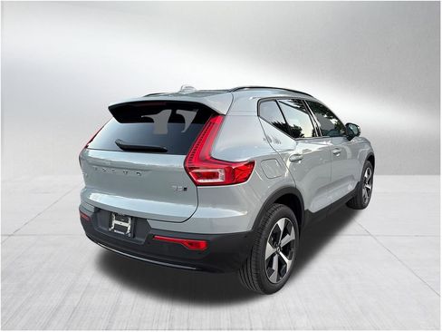 New 2026 Volvo XC40 B5 Plus w/ Protection Package Premier image 5
