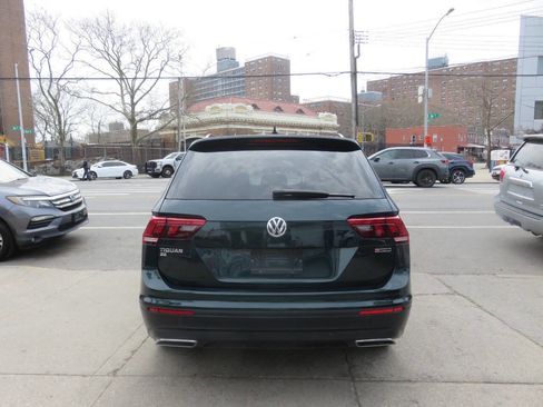 Used 2019 Volkswagen Tiguan SE image 8