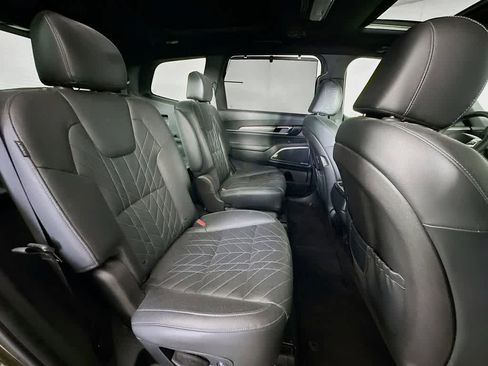 Used 2023 Kia Telluride SX X-Pro AWD/4WD image 34
