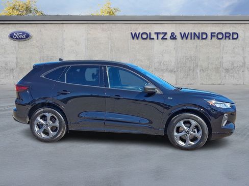 Used 2024 Ford Escape ST-Line w/ Tech Pack #1 AWD/4WD image 7