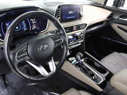 Used 2019 Hyundai Santa Fe FWD image 17