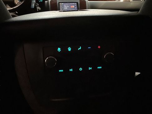 Used 2012 Chevrolet Tahoe LS AWD/4WD image 21