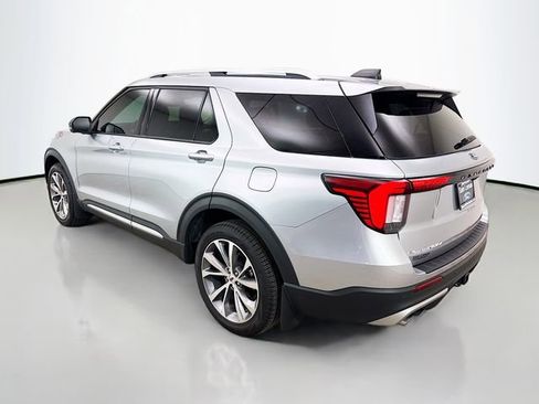 Used 2025 Ford Explorer Platinum w/ Ultimate Package image 5