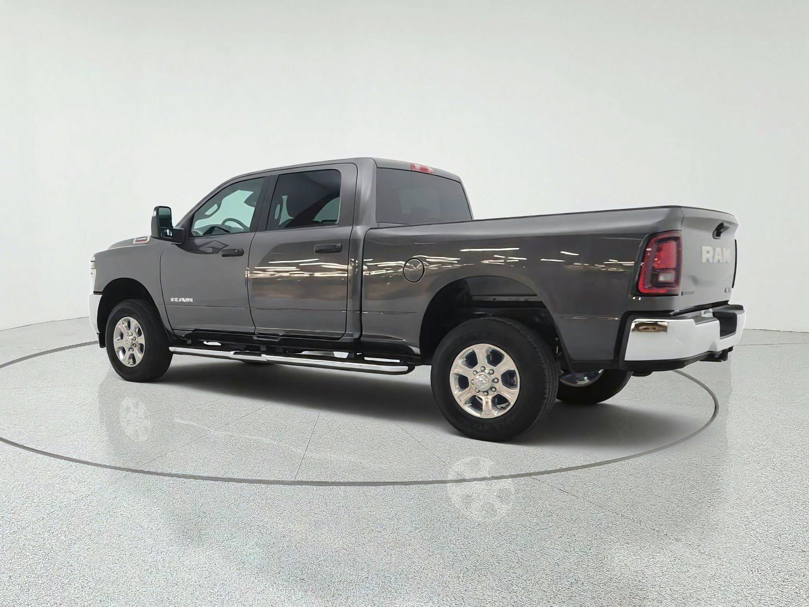 Used 2026 RAM 2500 Big Horn AWD/4WD image 7