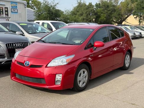 Used 2010 Toyota Prius FWD image 1