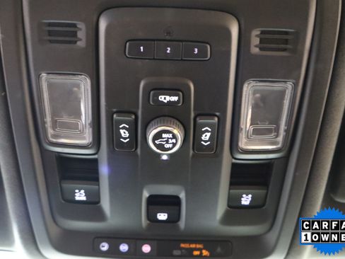 Used 2024 Cadillac Escalade Sport Platinum w/ LPO, ONYX Package AWD/4WD image 30