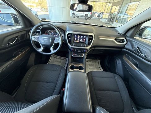Certified 2023 GMC Acadia SLE image 19