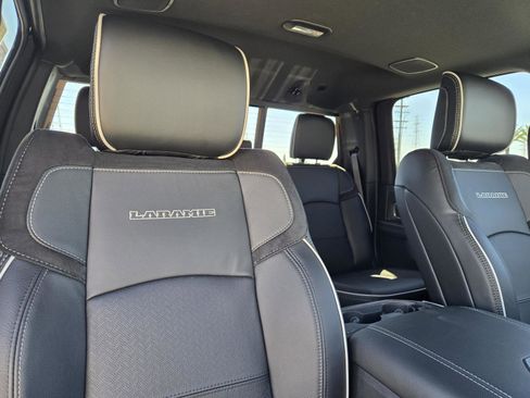 New 2025 RAM 2500 Laramie image 31