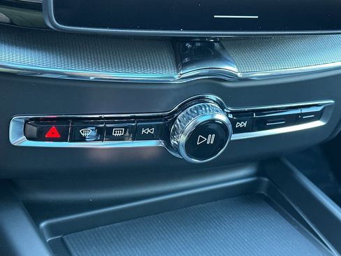 New 2026 Volvo XC60 T8 Polestar image 18