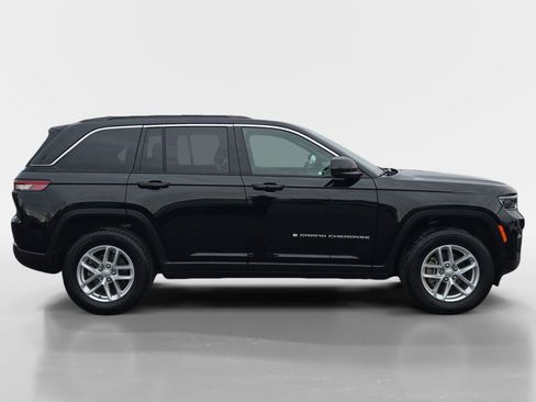 Used 2024 Jeep Grand Cherokee Laredo X w/ Luxury Tech Group I image 7