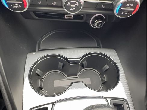 New 2025 Alfa Romeo Giulia image 28