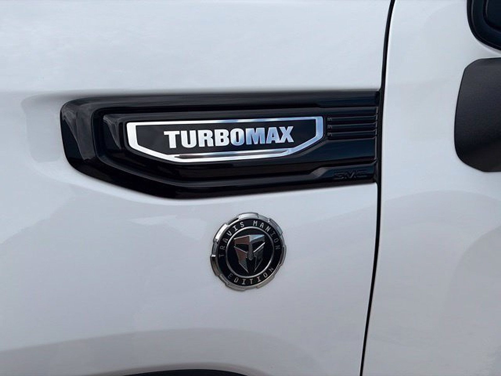Certified 2026 GMC Sierra 1500 Elevation AWD/4WD image 5