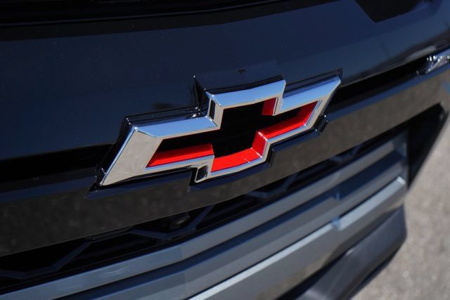 New 2026 Chevrolet Colorado ZR2 w/ Technology Package AWD/4WD image 15