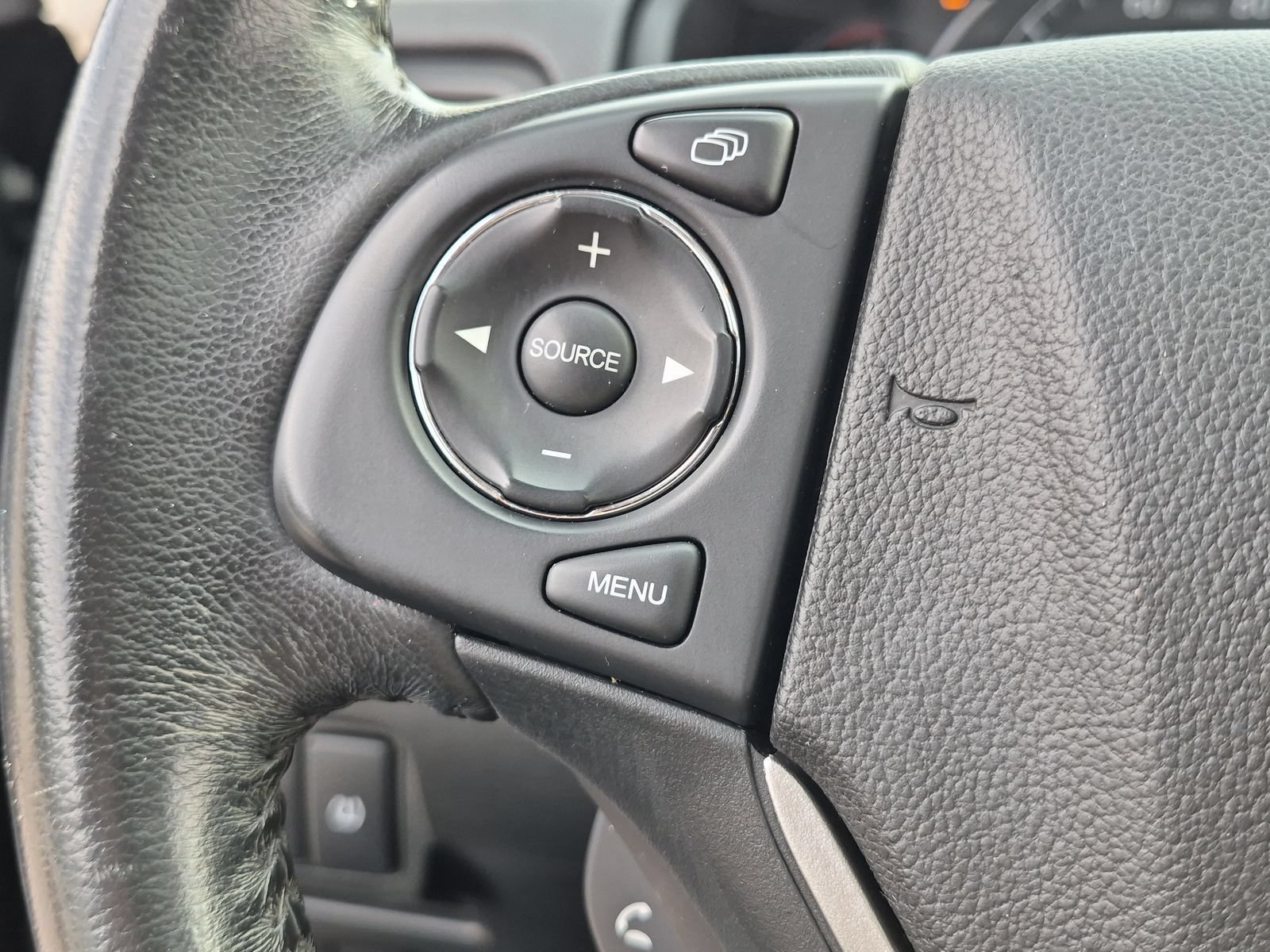 Used 2016 Honda CR-V EX-L image 23