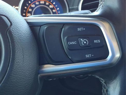 Used 2020 Jeep Gladiator Overland w/ Popular Equipment Package AWD/4WD image 26
