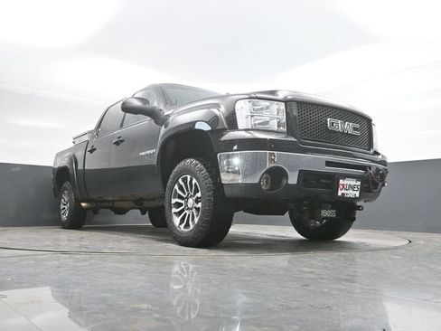 Used 2010 GMC Sierra 1500 SLT w/ All-Terrain Package AWD/4WD image 45