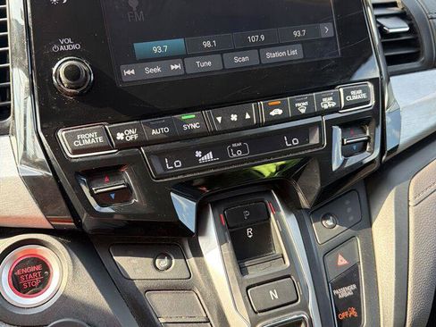Used 2018 Honda Odyssey EX-L image 15