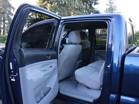 Used 2007 Toyota Tacoma PreRunner image 15