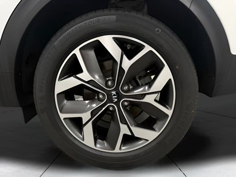 Used 2021 Kia Sportage EX FWD image 28