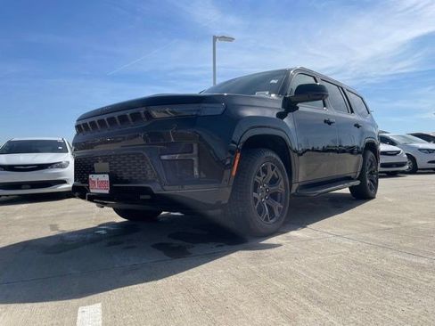 New 2026 Jeep Grand Wagoneer 4WD image 1