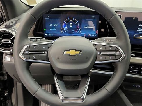 New 2026 Chevrolet Equinox LT w/ Convenience Package II image 37