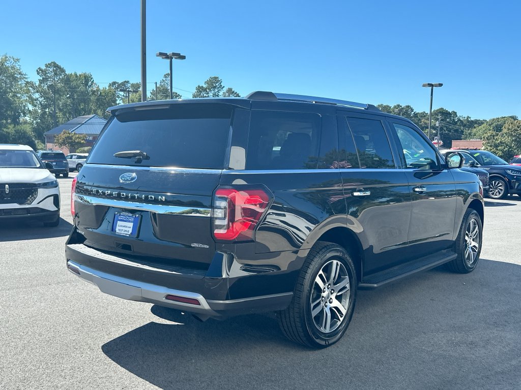 Used 2024 Ford Expedition Limited RWD image 7