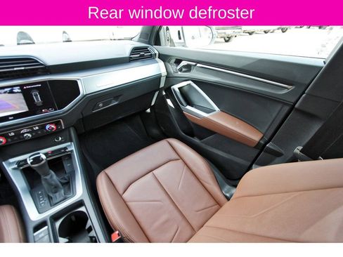 Used 2025 Audi Q3 2.0T Premium image 10