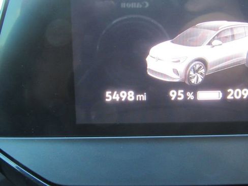 Used 2024 Volkswagen ID.4 S image 45