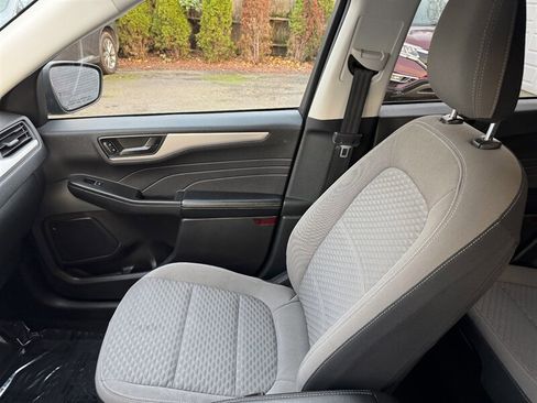 Used 2022 Ford Escape SE AWD/4WD image 25
