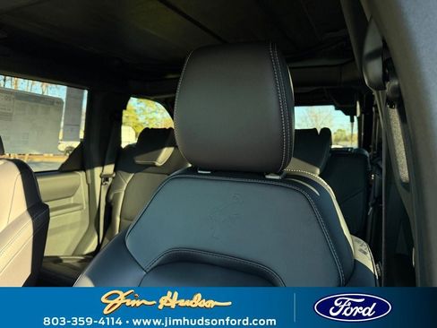 New 2025 Ford Bronco Outer Banks image 18