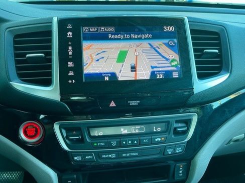 Used 2018 Honda Ridgeline RTL-E image 29