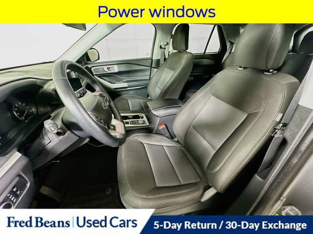 Used 2023 Ford Explorer XLT w/ Class IV Trailer Tow Package AWD/4WD image 25