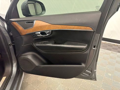 Used 2018 Volvo XC90 T6 Inscription w/ Convenience Package AWD/4WD image 16