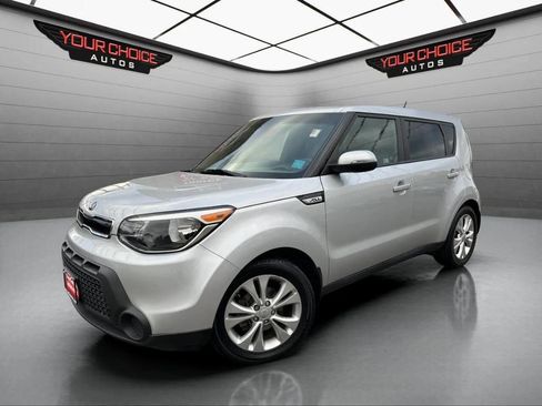 Used 2014 Kia Soul + image 1
