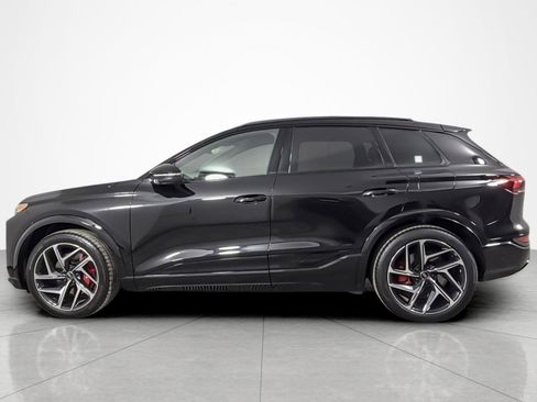 Certified 2025 Audi SQ6 e-tron Prestige w/ 21" Black Optic Wheel Package image 2