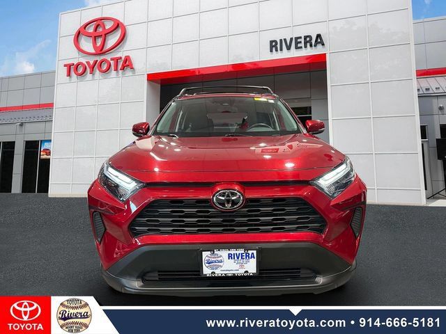 Used 2023 Toyota RAV4 XLE w/ Convenience Package AWD/4WD image 8