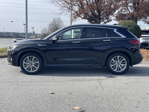 Certified 2025 INFINITI QX50 Luxe image 2