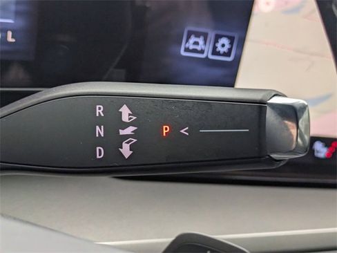 New 2026 Chevrolet Traverse LT w/ Sun and Wheel Package image 22