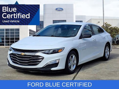 Used 2022 Chevrolet Malibu LS image 1