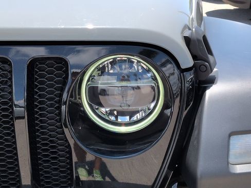 Used 2022 Jeep Wrangler Unlimited Sport AWD/4WD image 10