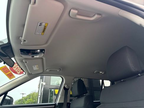 Used 2026 Hyundai Santa Fe SE AWD/4WD image 19