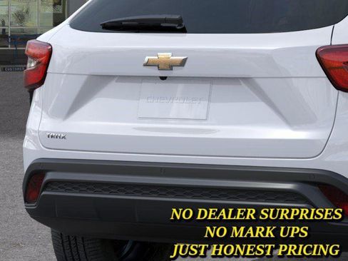 New 2026 Chevrolet Trax LS w/ Driver Confidence Package FWD image 14