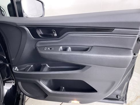Used 2023 Honda Odyssey Touring image 23