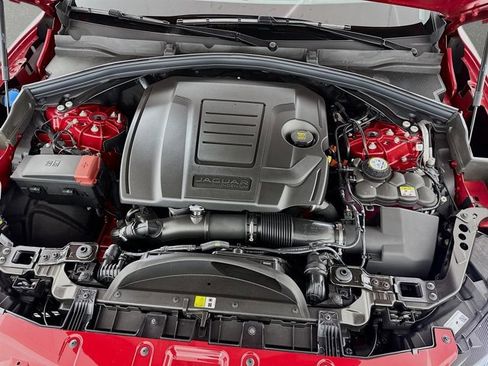 New 2026 Jaguar F-PACE R-Dynamic S image 32