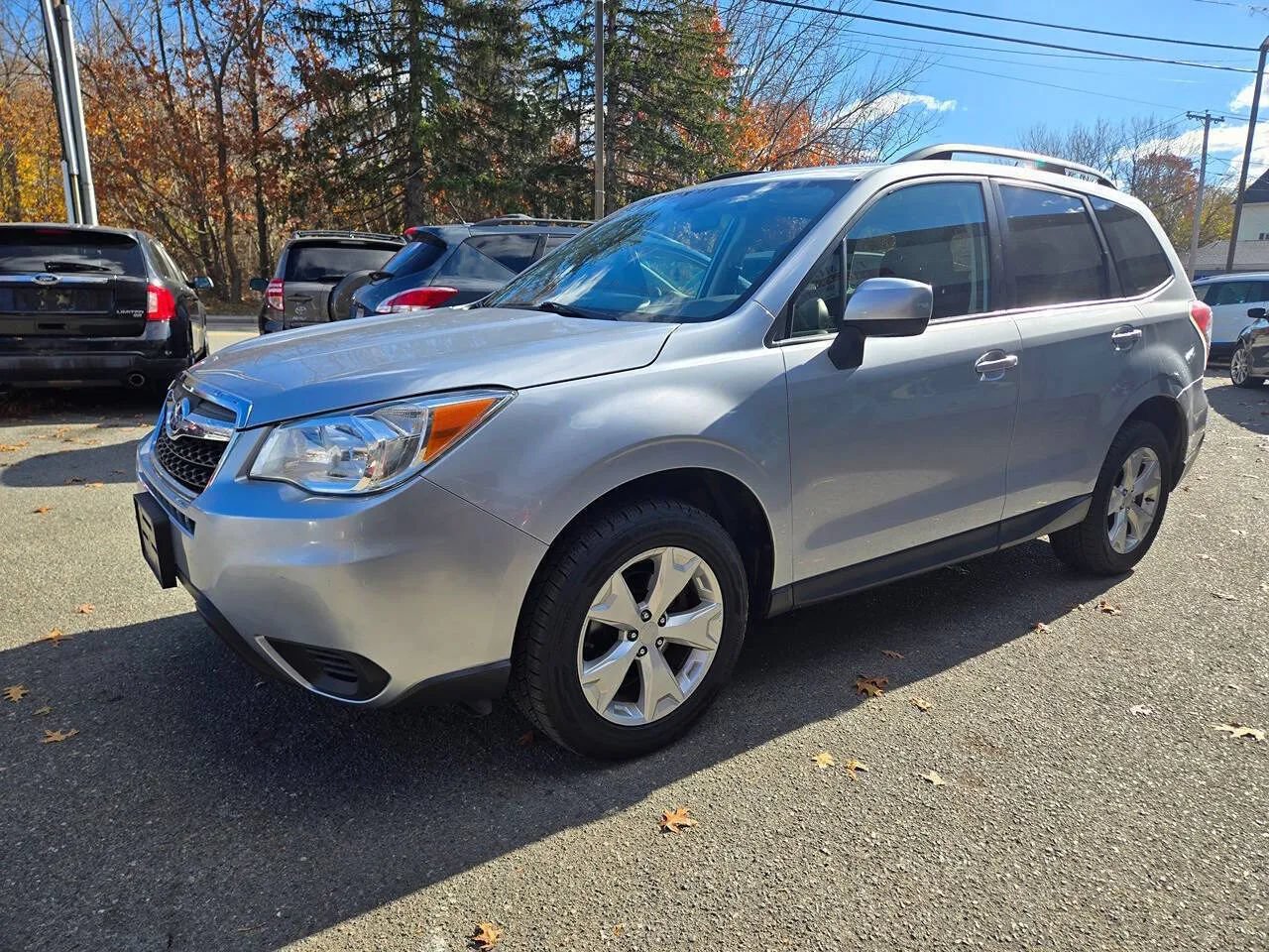 Used 2015 Subaru Forester 2.5i Premium w/ All-Weather Package AWD/4WD image 9