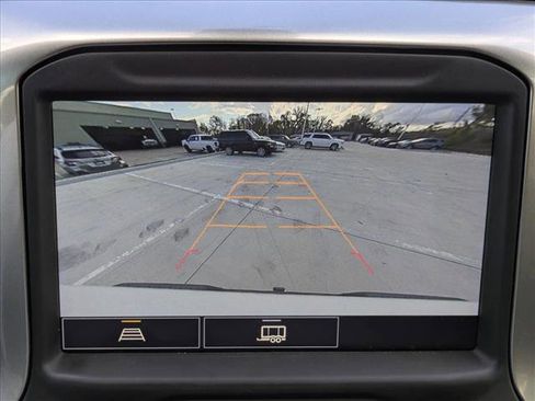 Used 2021 Chevrolet Silverado 1500 LT Trail Boss w/ Convenience Package II image 15