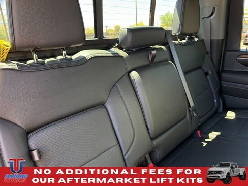 Used 2024 GMC Sierra 3500 Denali w/ Denali Reserve Package AWD/4WD image 29
