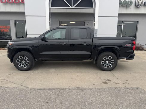 Used 2024 Chevrolet Colorado Z71 w/ Z71 Convenience Package 2 image 1