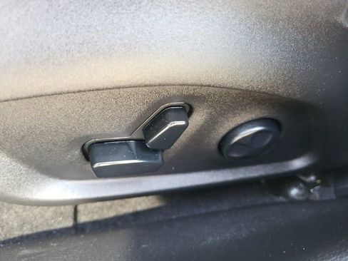 Used 2019 Jeep Compass Altitude image 30